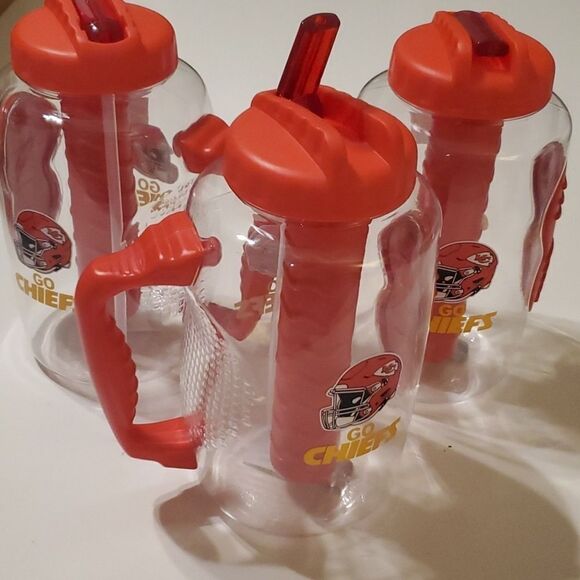 NEW CHIEFS NFL KANSAS CITY FOOTBALL CLEAR FLIP TOP HANDLED DRINK CUP NWT - Picture 16 of 16